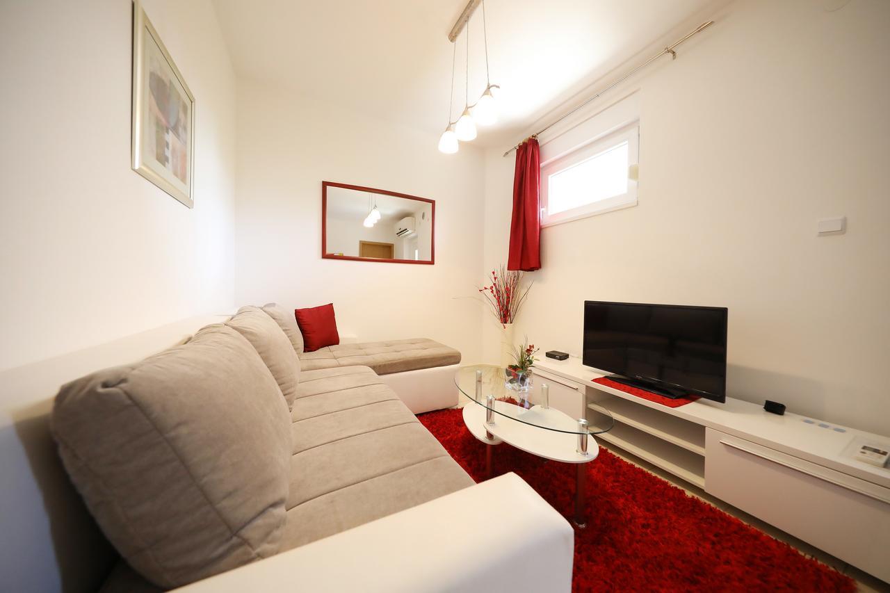 Apartments Mirakul Ζαντάρ Εξωτερικό φωτογραφία