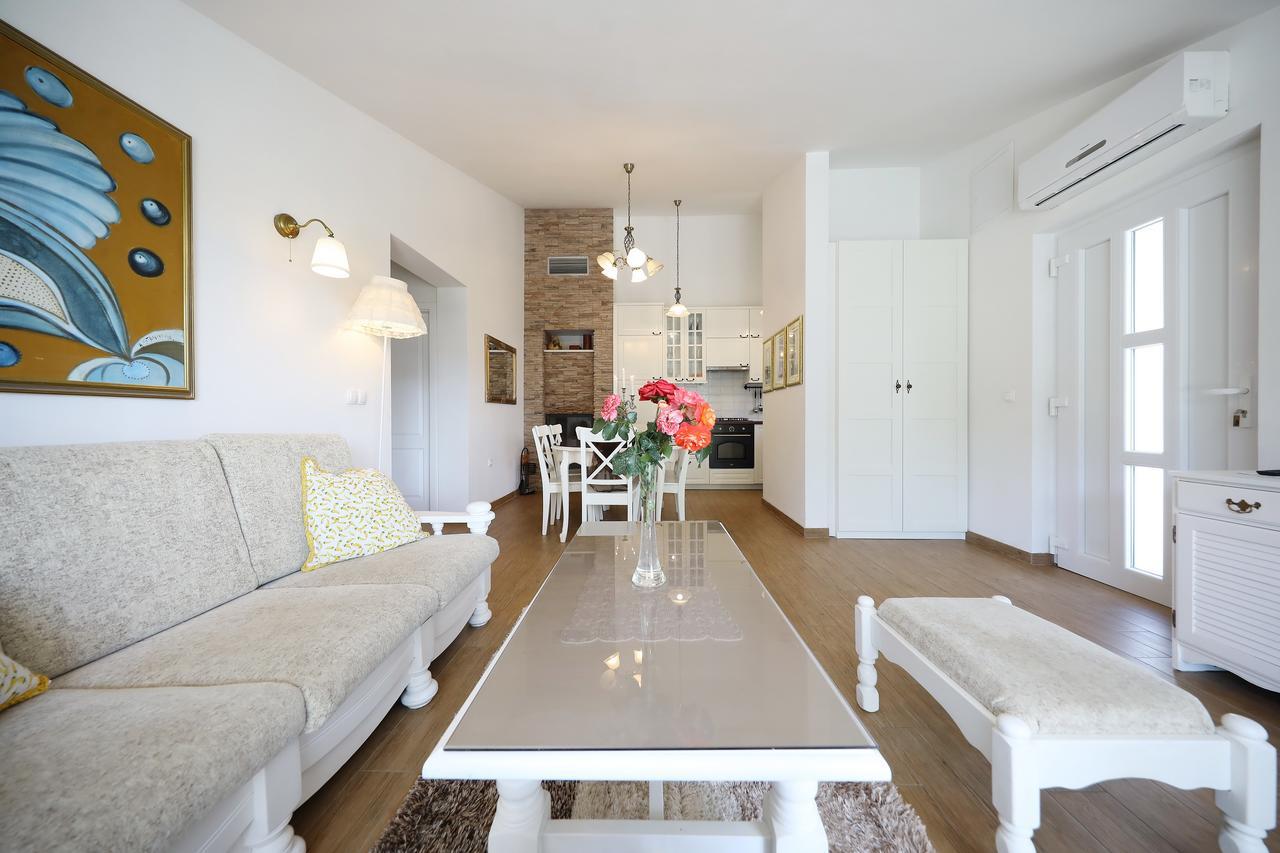 Apartments Mirakul Ζαντάρ Εξωτερικό φωτογραφία